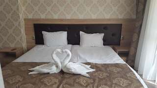 Отель Hotel Merdjan Сырница Двухместный номер с 1 кроватью и балконом-6